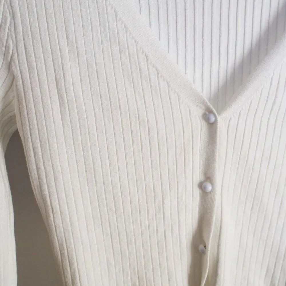 HM Women's white ribbed V-neck ruffle cardigan Small